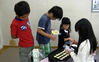 手作りおやつ作成中